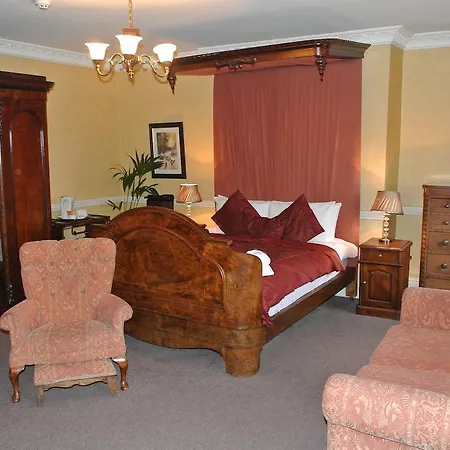 Hotel House