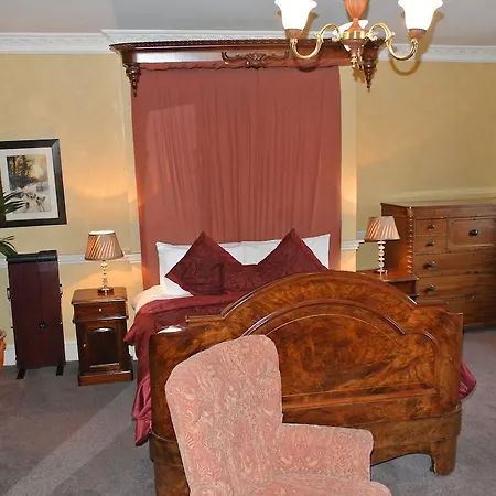 Hotel House 3*